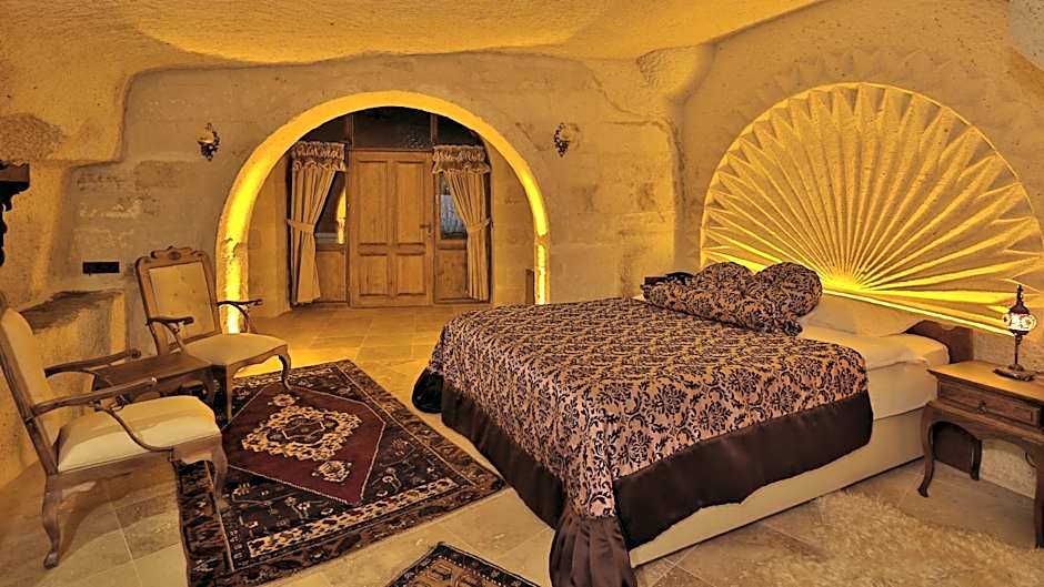 Phocas Cave Suites
