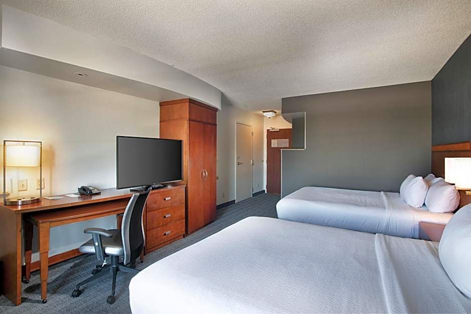 Courtyard by Marriott Memphis Collierville