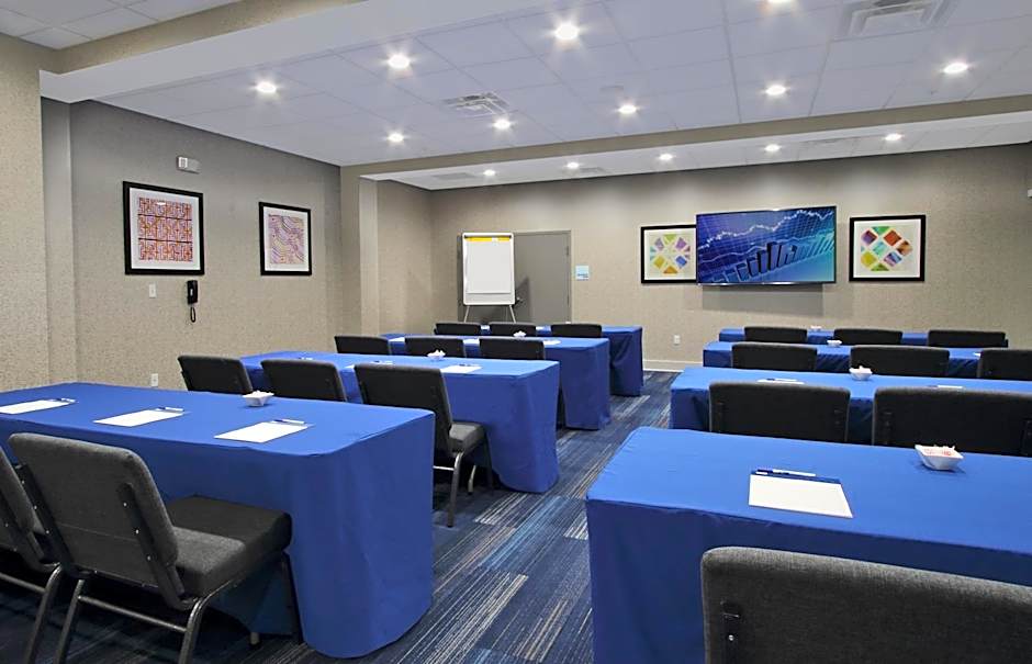 Holiday Inn Express & Suites Lake Charles South Casino Area By IHG