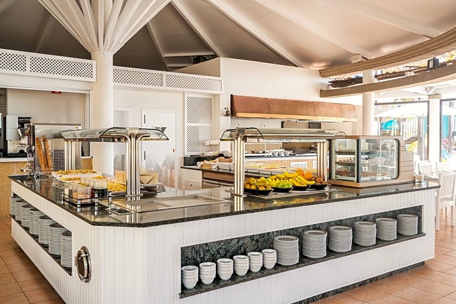 Iberostar Waves Playa Gaviotas All Inclusive