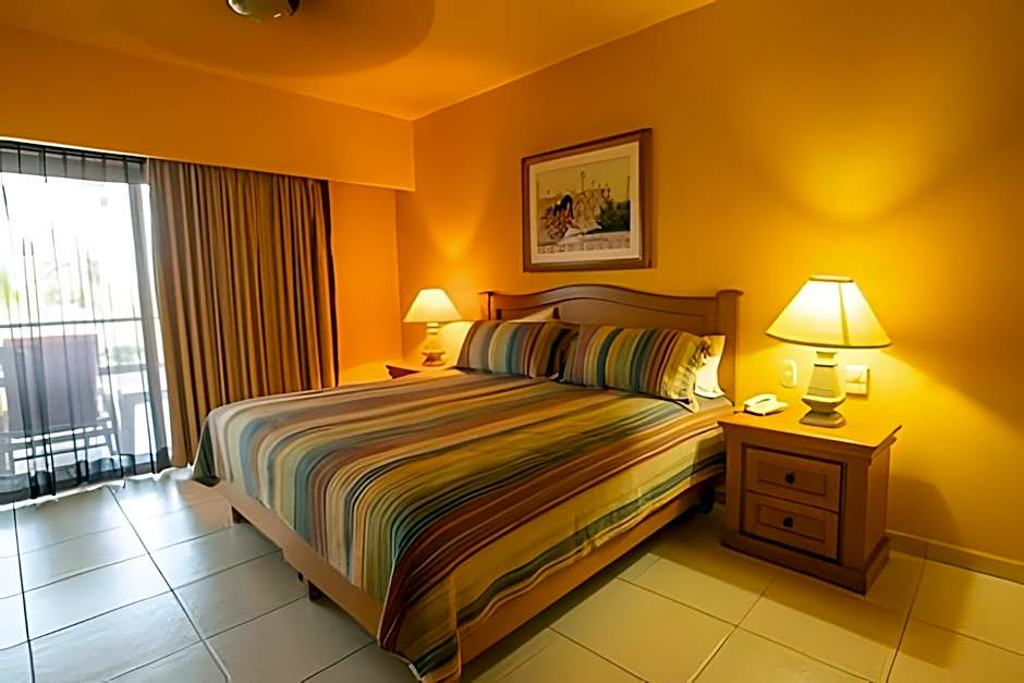 Grand Marina Villas