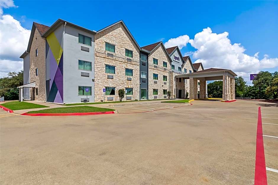 Spark by Hilton Round Rock