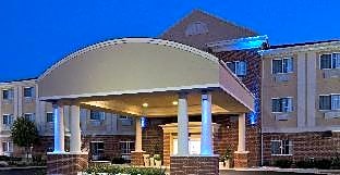 Holiday Inn Express Hotel & Suites Defiance By IHG
