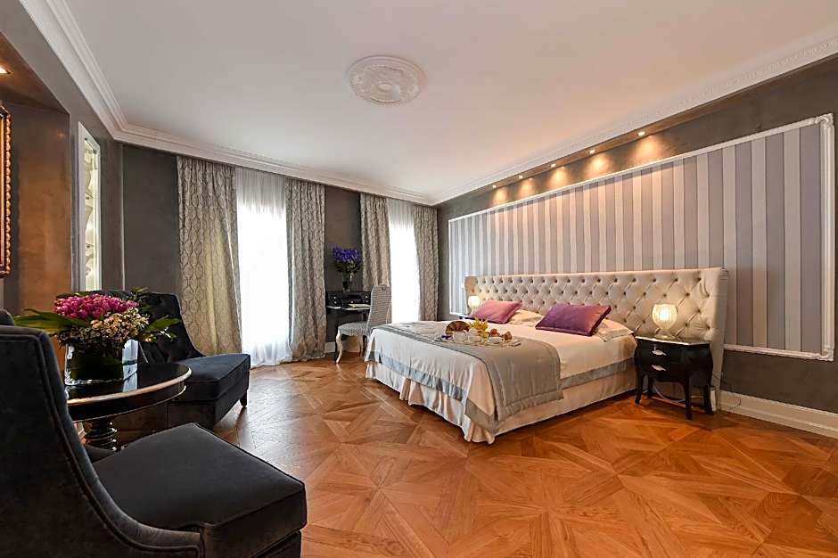 Savoia & Jolanda Hotel