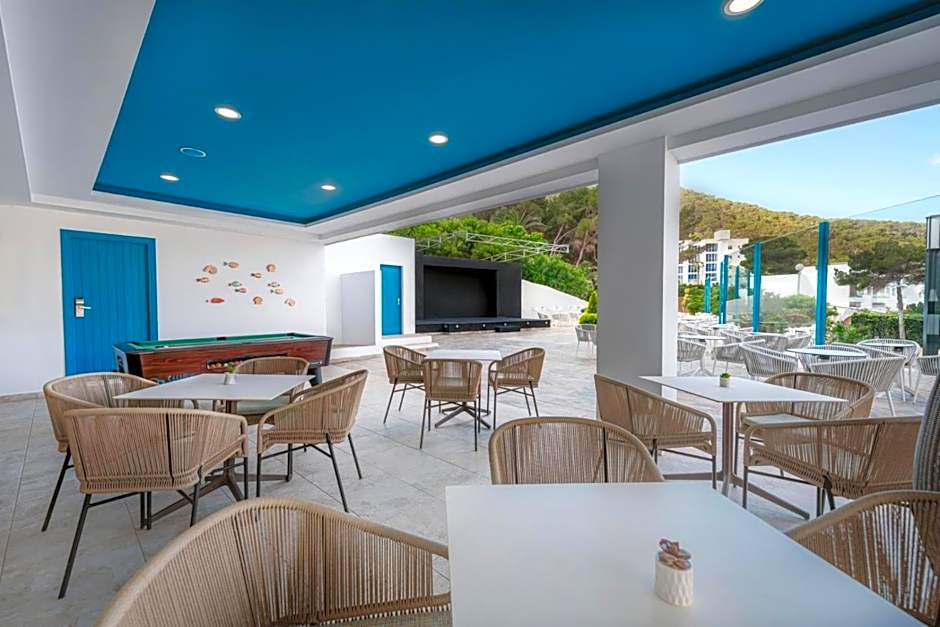 Palladium Hotel Cala Llonga - Adults Only