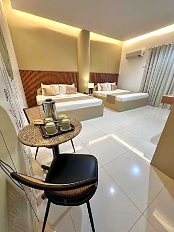 Deluxe Quadruple Room