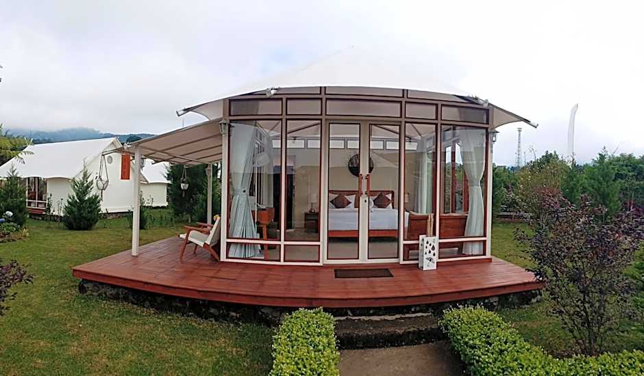 Svargan Lakeside Glamping