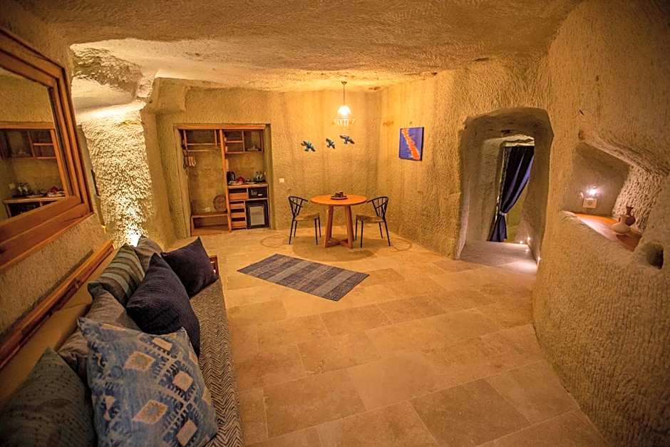 Azure Cave Suites - Cappadocia