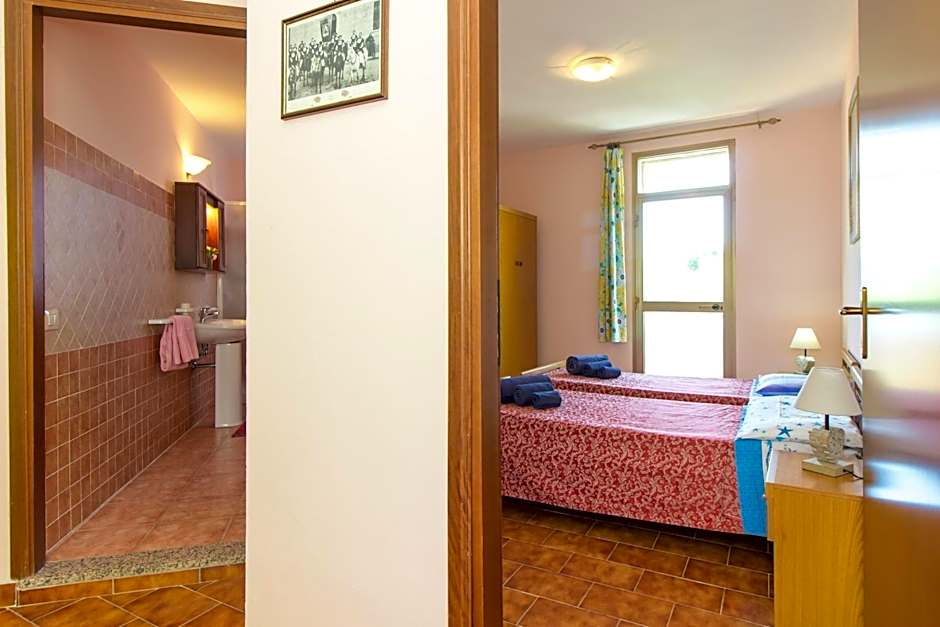 Appartamenti in Villa con ampio giardino esterno