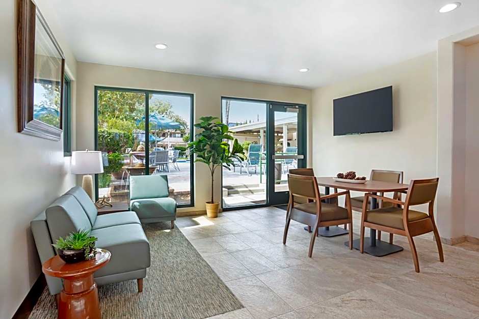 Best Western Plus Black Oak