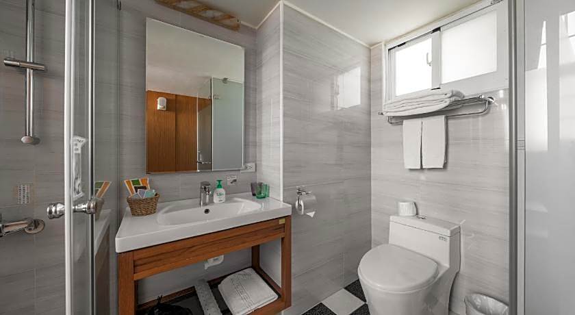 Anping Kensington Hotel
