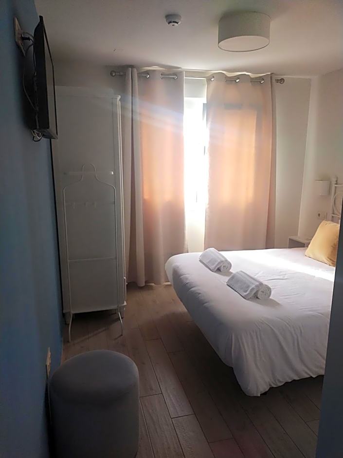 Punta Carnero Hostal