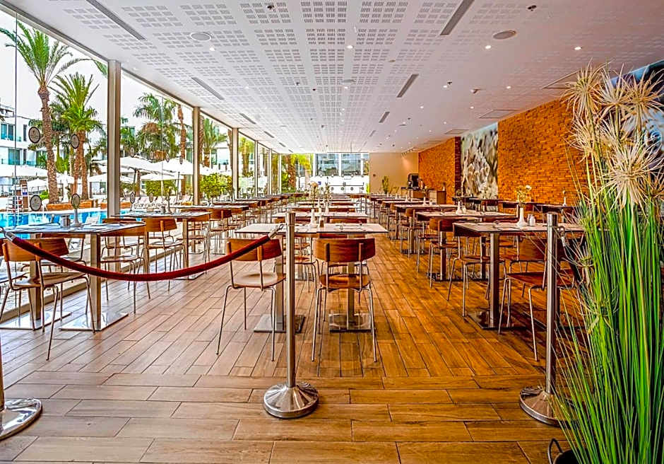 Astral Palma Hotel