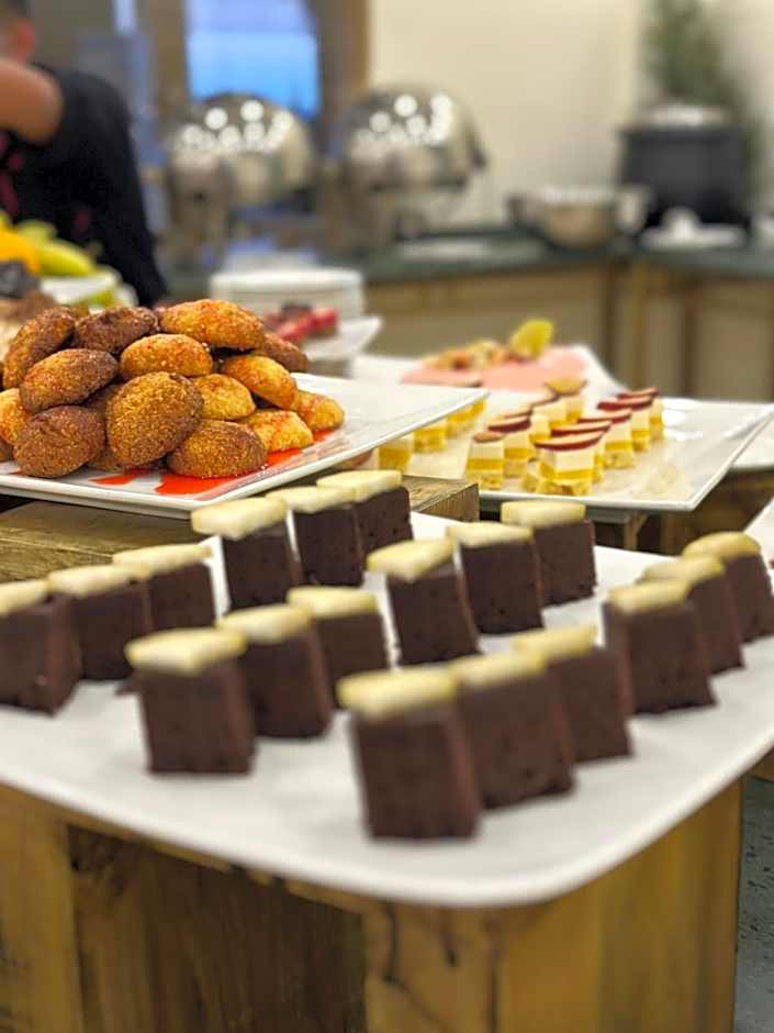 Sharah Mountains Hotel