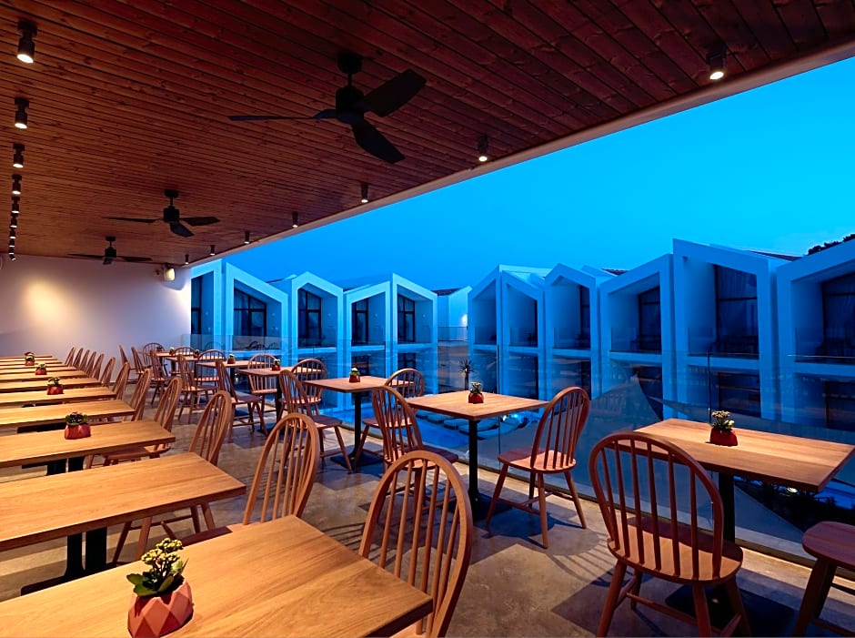 Cavo Vezal - Adults Only