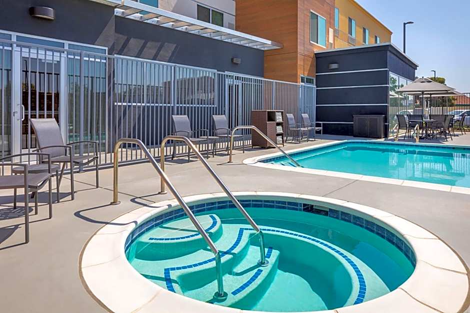 Fairfield Inn & Suites by Marriott Fresno North/Shaw Avenue