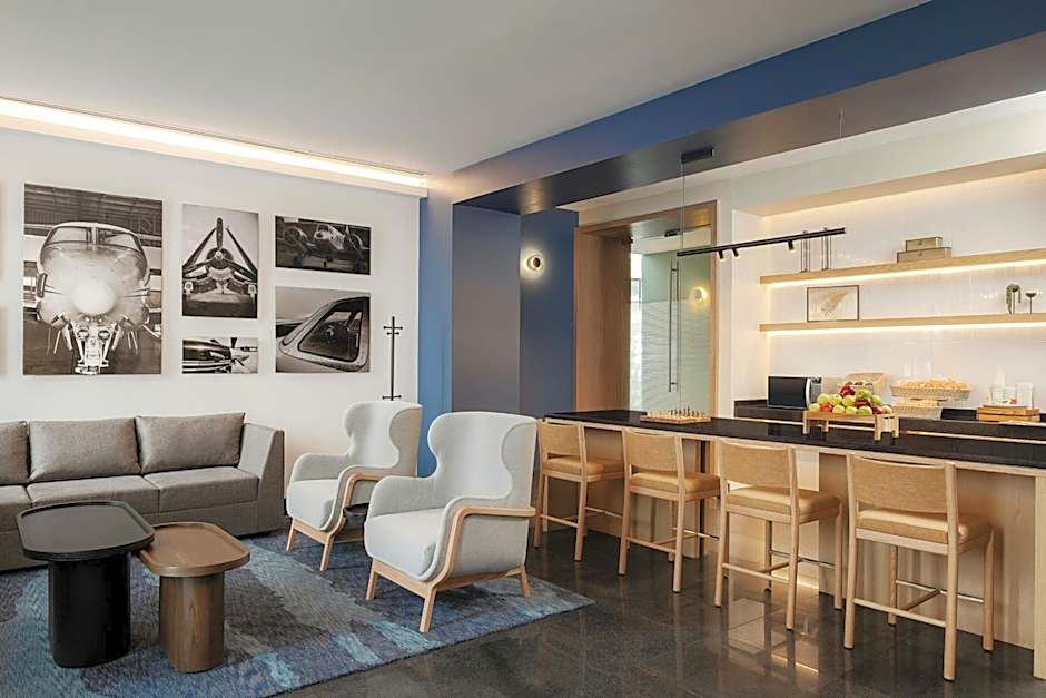 Courtyard by Marriott Mexico City Airport