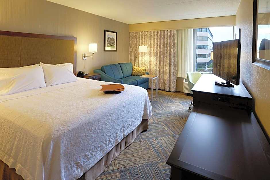 Hampton Inn By Hilton Green Bay Downtown WI