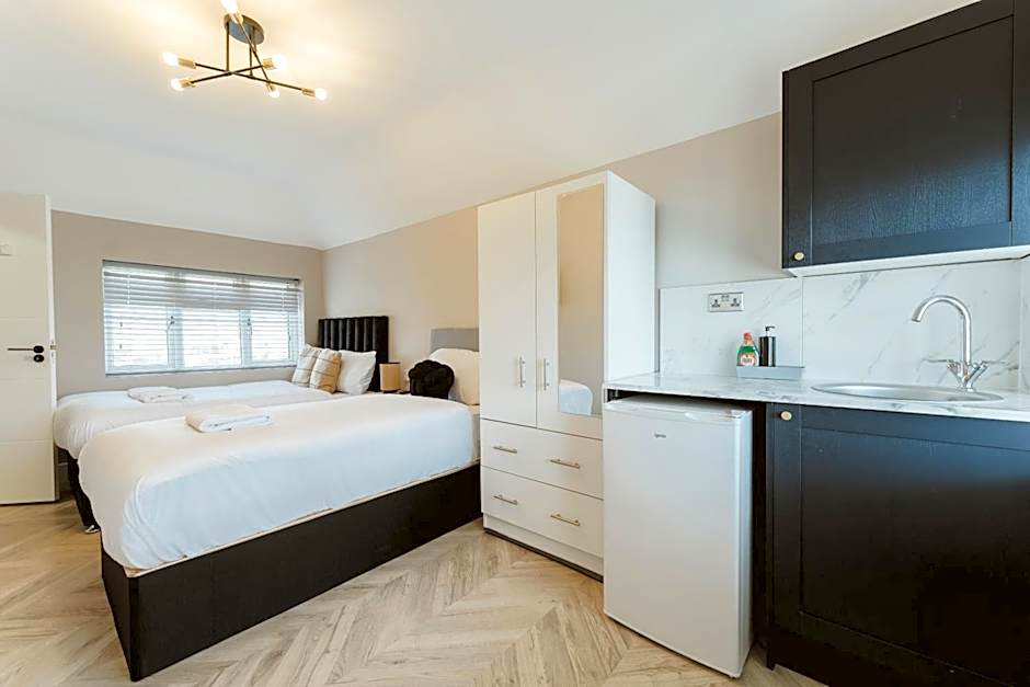 West Drayton Self Contained Studios