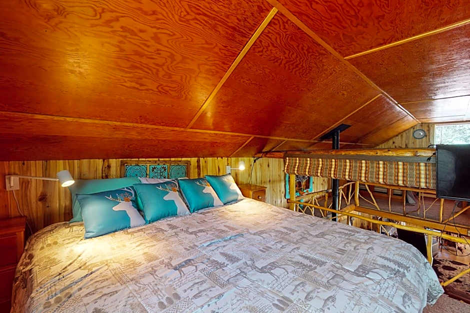 Happy Place Cabin