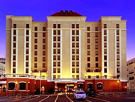 Hampton Inn & Suites Albany-Downtown