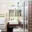 Rolly - Rooms & Restaurant