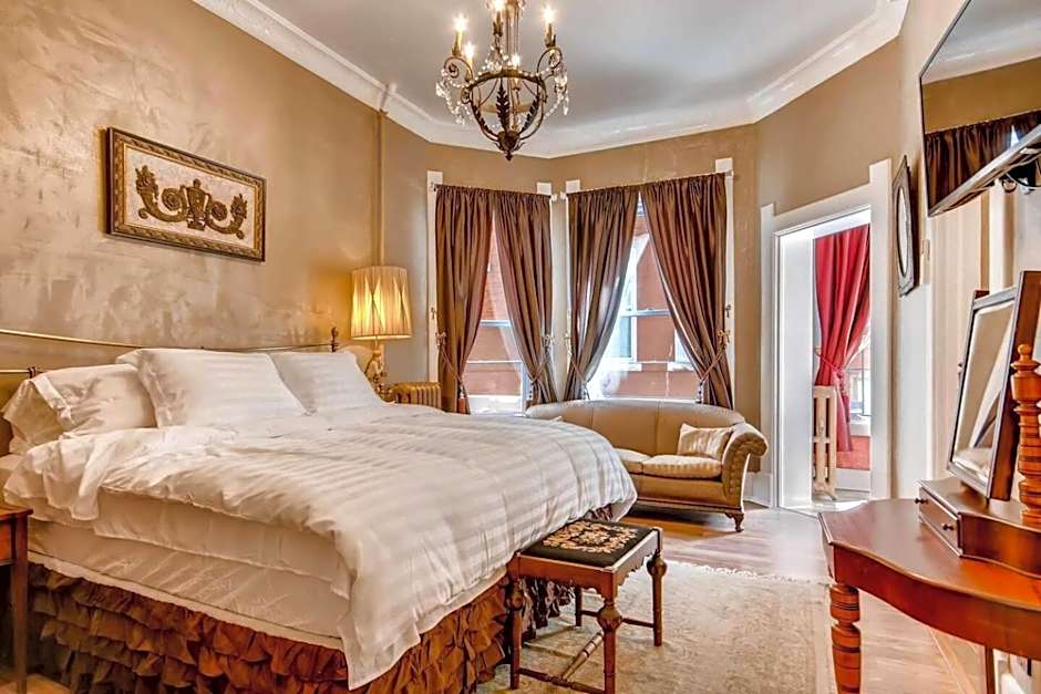The Holiday Chalet Victorian
