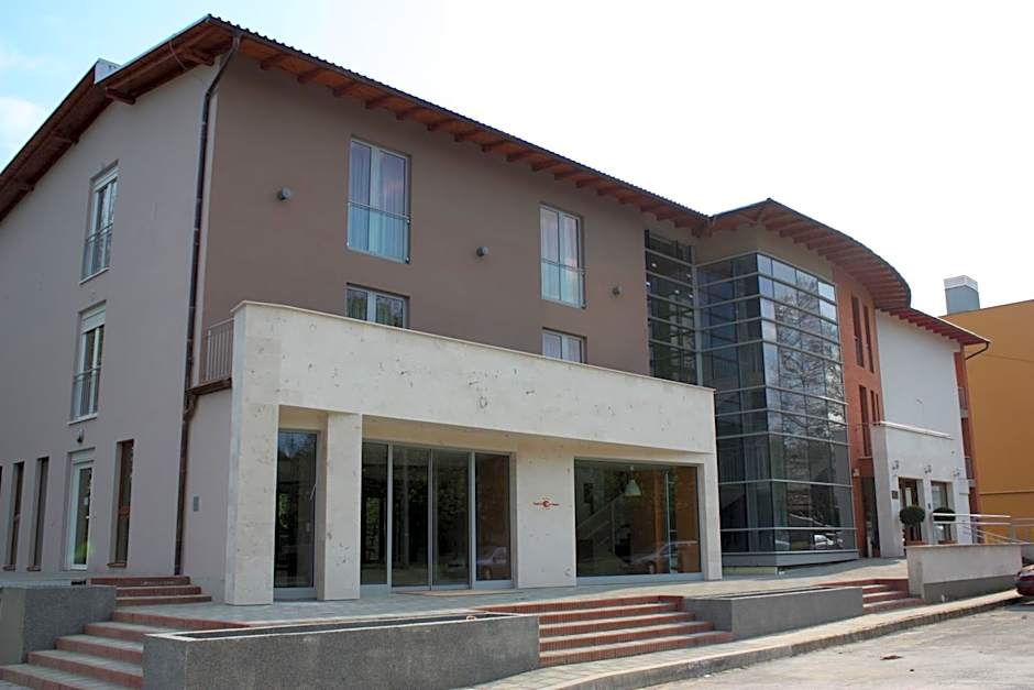 Hotel Európa Gunaras