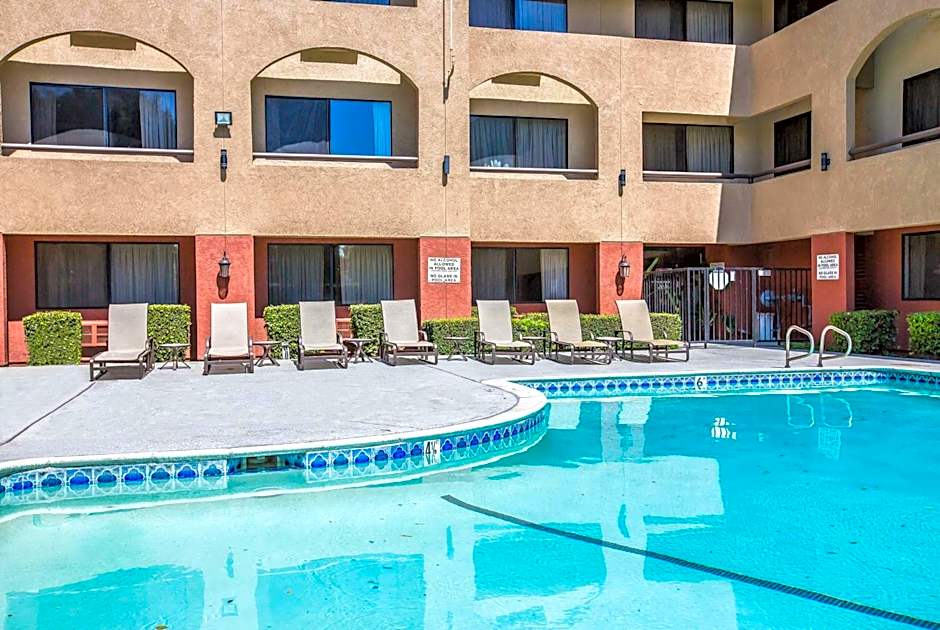 Baymont by Wyndham Ontario