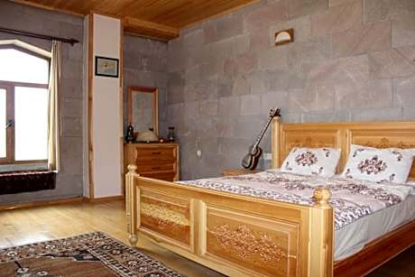 Lake Cildir Lodge