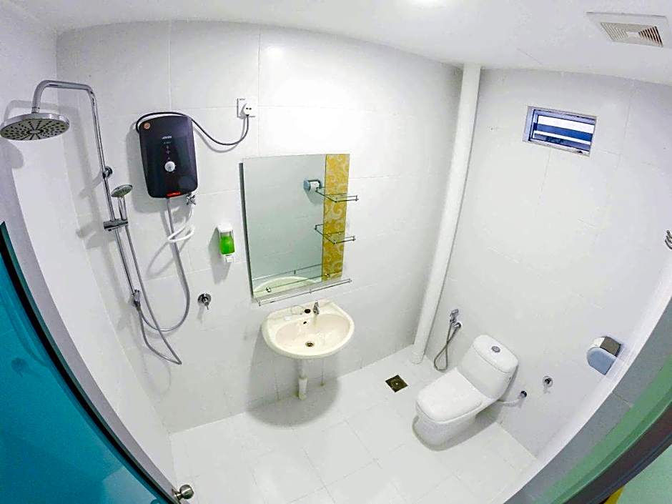 Angel Resthouse (Rumah Tumpangan Angel)