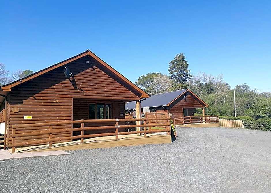 Heartsease Lodges