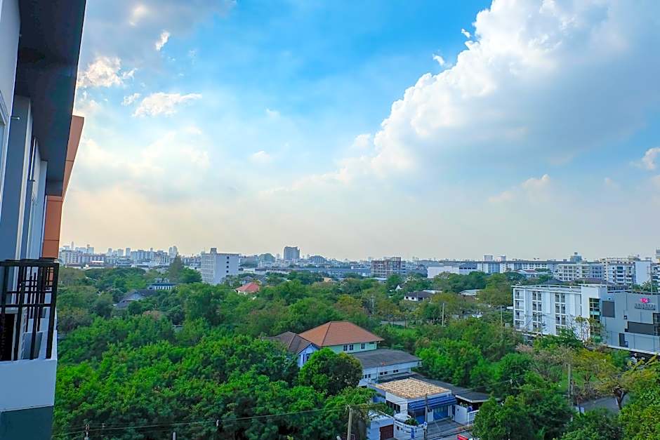 Baron Residence Bangkok