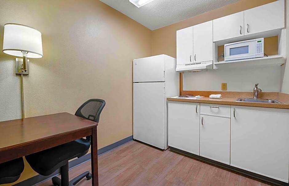 Extended Stay America Suites - Cincinnati - Springdale - I-275