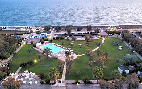 Riva di Palo Beach Hotel