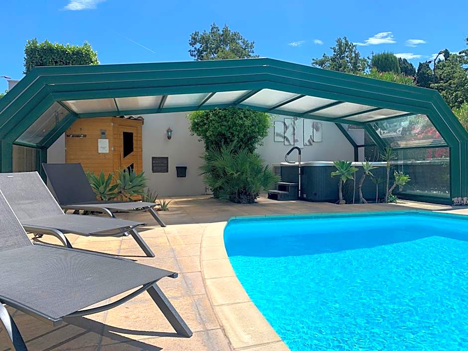 Residence Melody - Adult only