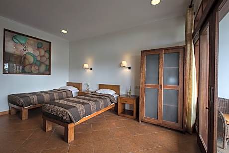 Standard Twin Room with Pool View