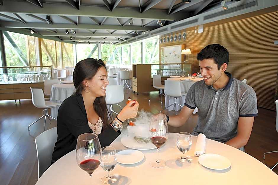 Hotel Món Sant Benet