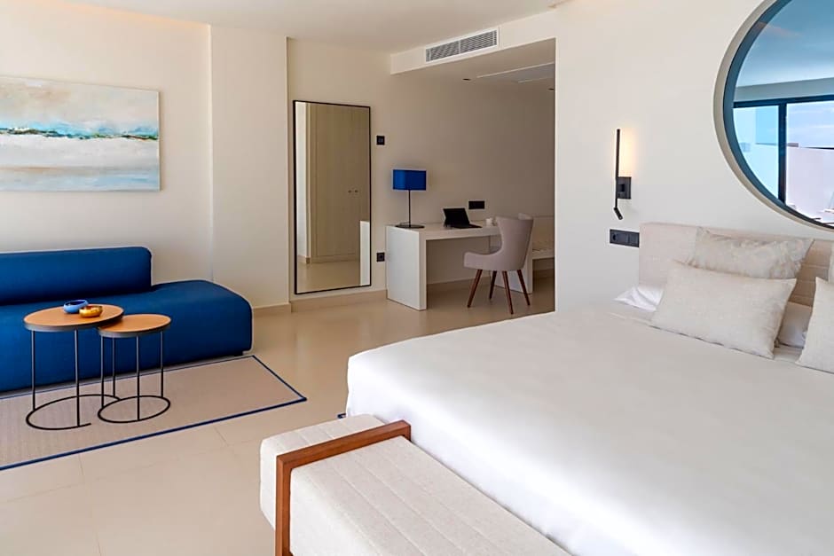 Royal Marina Suites Boutique Hotel