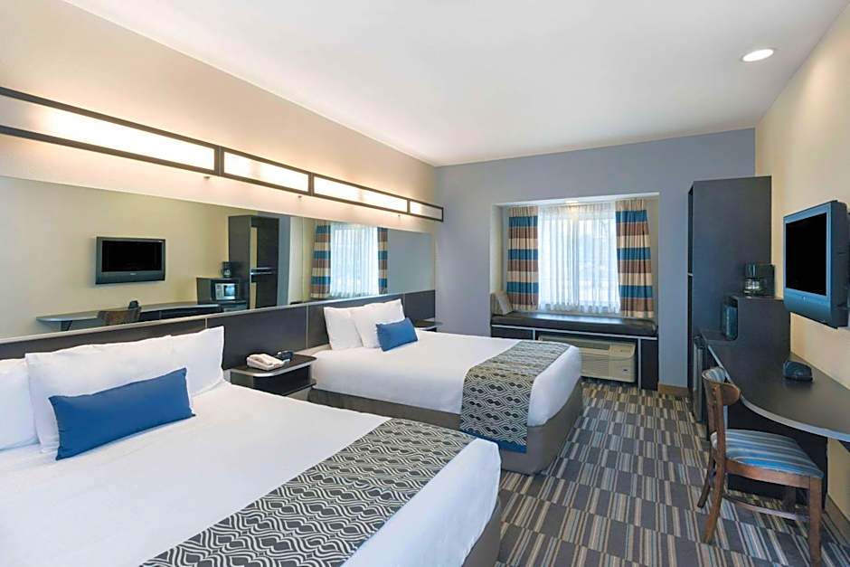 Microtel Inn & Suites by Wyndham Baton Rouge Airport