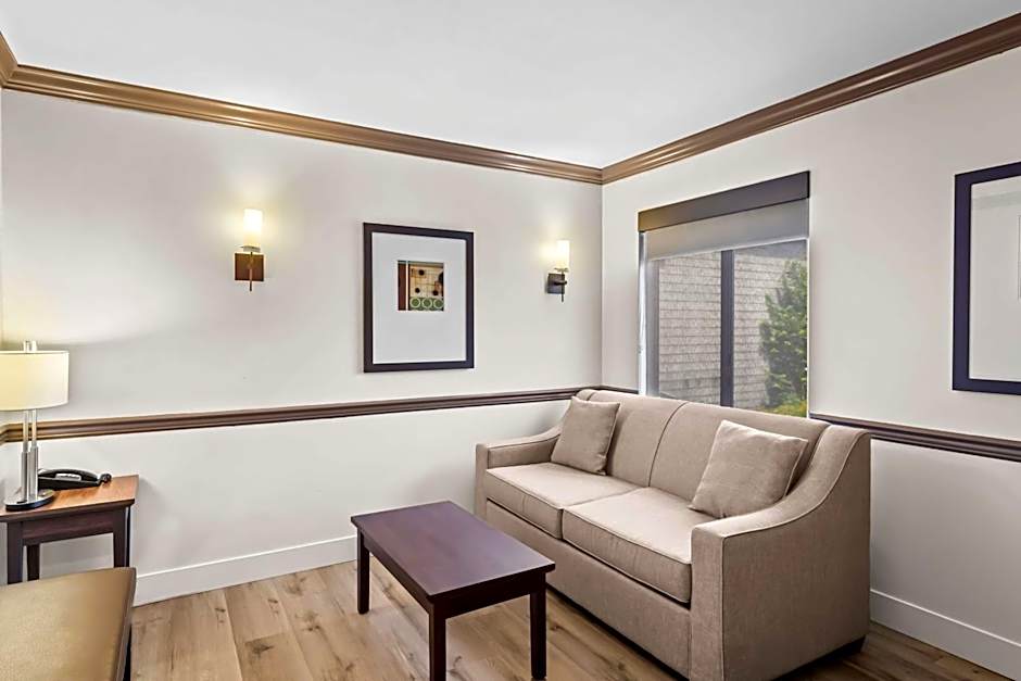 Best Western Maple Ridge Hotel