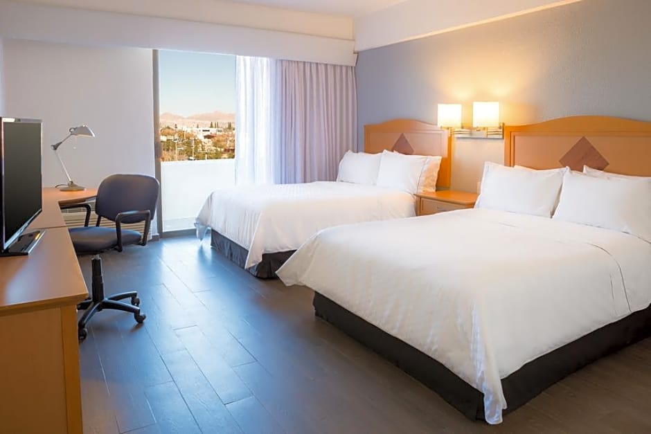 Fiesta Inn Express Chihuahua