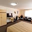 Villa Mirasol Motor Inn