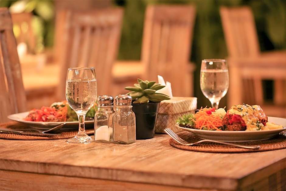 Three Gold Luxury Private Villas