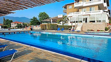 Great Alexander Hotel