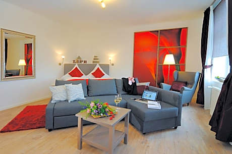 One-Bedroom Queen Suite with Sofa Bed
