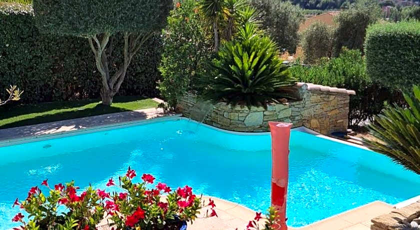 La Cigale Sous Lolivier – Le Castellet, ID