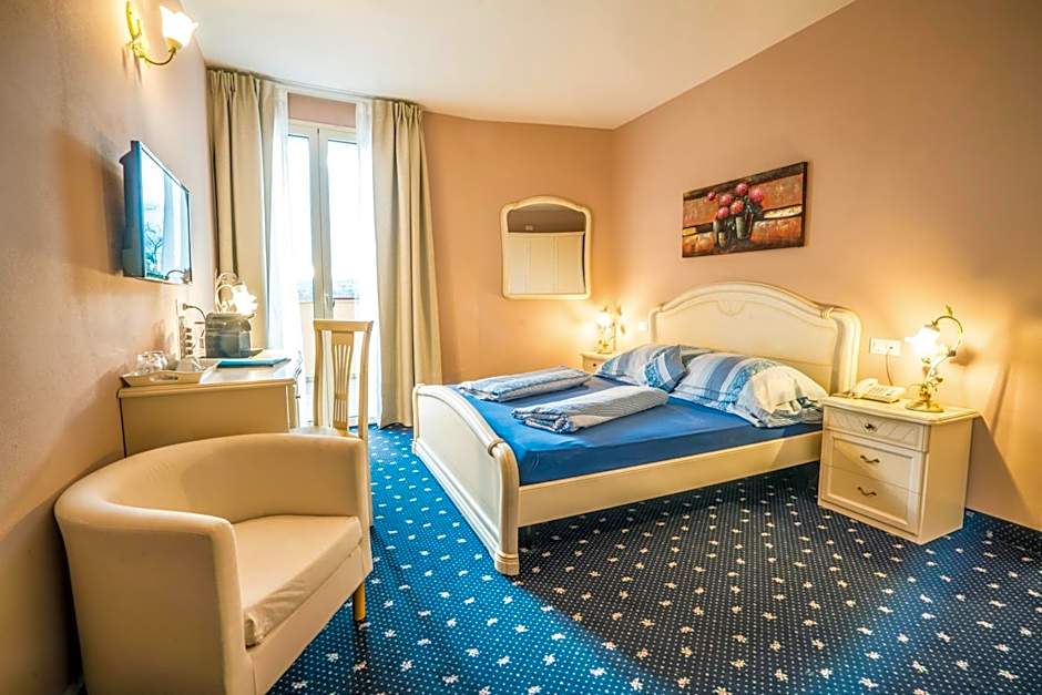 Borgo dei Poeti Romantik Hotel