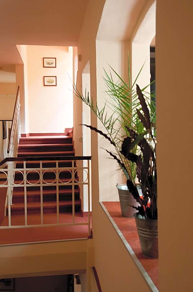 Hotel Paradies