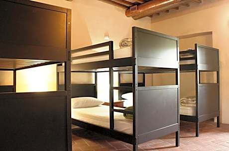 6-Bed Mixed Dormitory Room